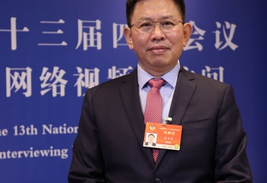 全国政协委员覅劫:把赣州打造成对接融入粤港澳大湾区的桥头堡